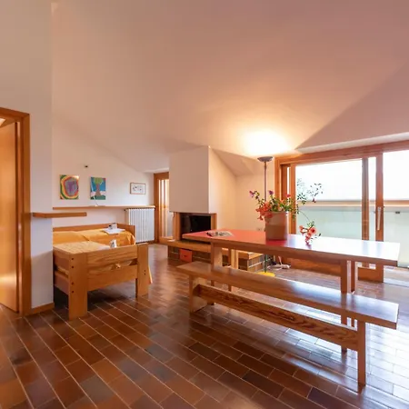 Hébergement de vacances Sunset In Ranco: Lakeview Townhouse With Private Garden - Happy