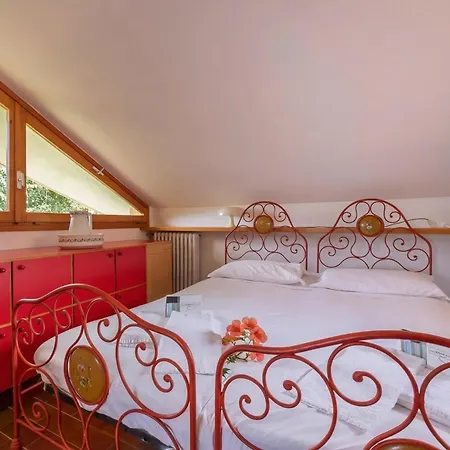 Hébergement de vacances Sunset In Ranco: Lakeview Townhouse With Private Garden - Happy *