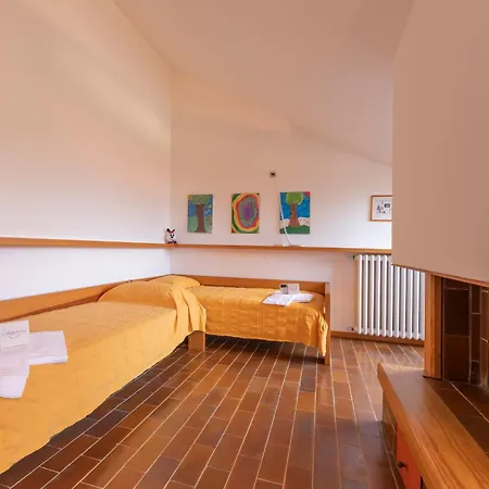 Sunset In Ranco: Lakeview Townhouse With Private Garden - Happy
