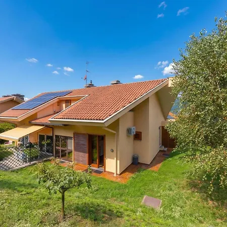 Sunset In Ranco: Lakeview Townhouse With Private Garden - Happy Hébergement de vacances