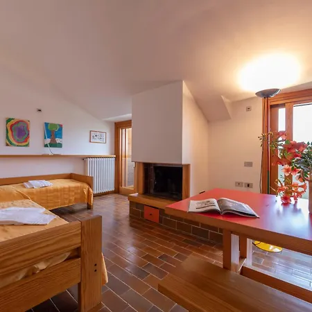 Sunset In Ranco: Lakeview Townhouse With Private Garden - Happy